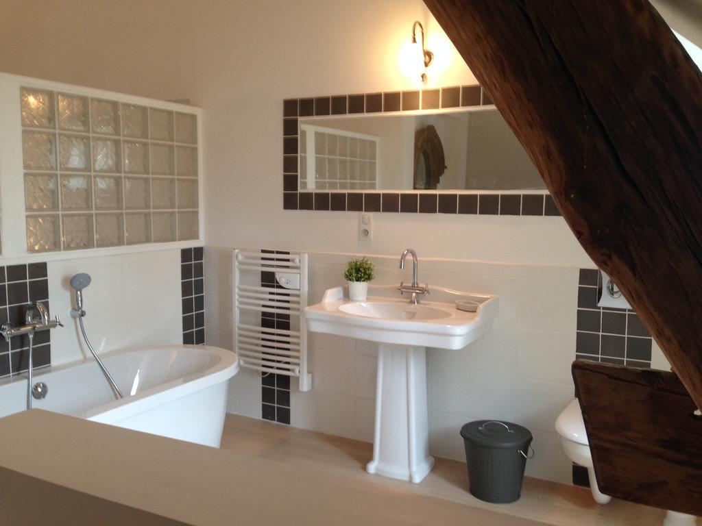 Les Chambres D'Hotes Du Bois Joli Semur-en-Auxois Kültér fotó