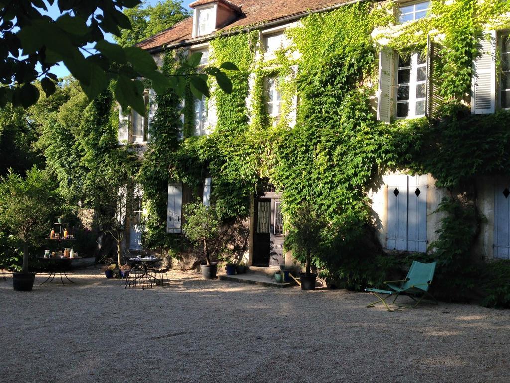 Les Chambres D'Hotes Du Bois Joli Semur-en-Auxois Kültér fotó