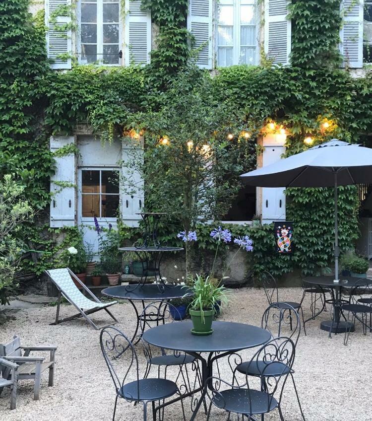 Les Chambres D'Hotes Du Bois Joli Semur-en-Auxois Kültér fotó